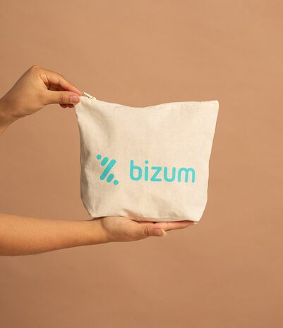 Neceseres merchandising corporativo para empresas
