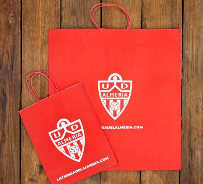 bolsas de papel personalizadas con tintas ecológicas de base acuosa