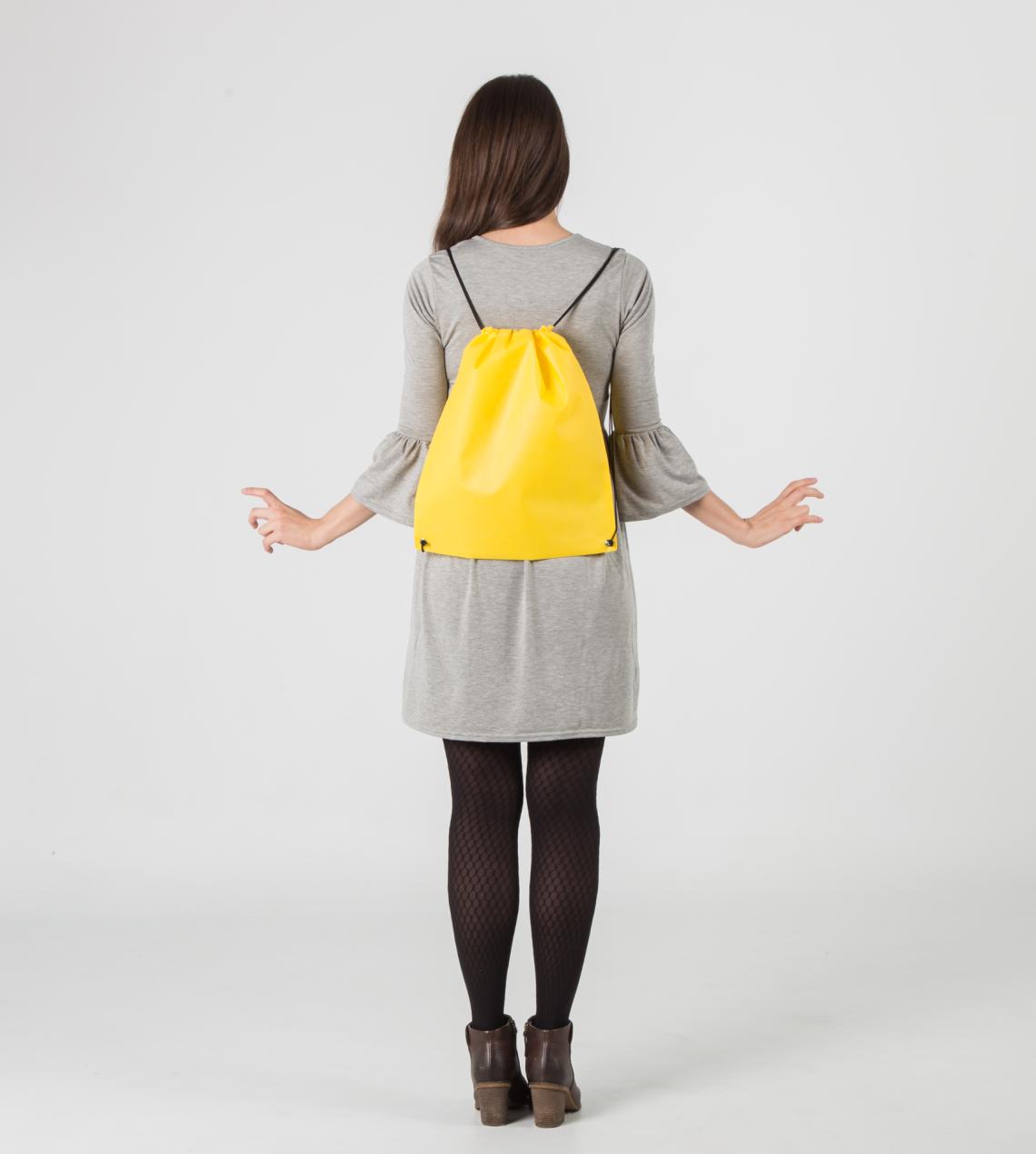 Mochila de cuerdas  amarilla 36x42