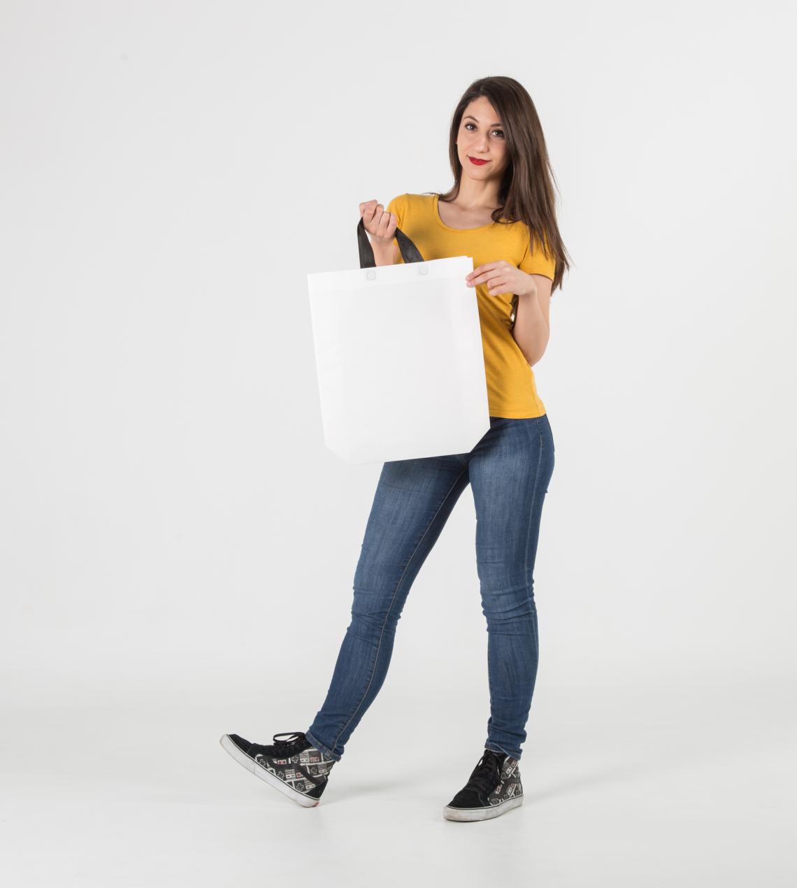 Bolsa de tela laminada con agarre color rojo 38x40x10