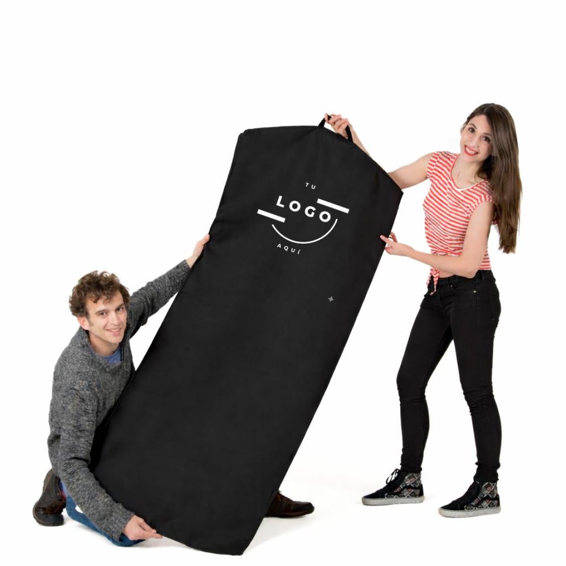 Guardatrajes de tela para tienda de vestidos de novia