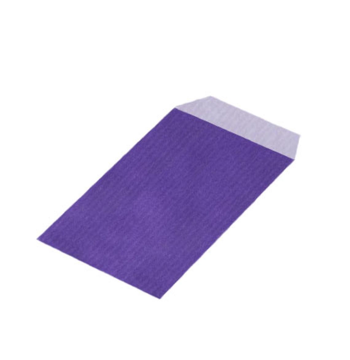 Sobres de papel pequeños verdes