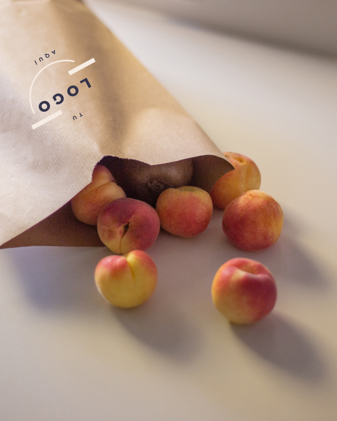 Bolsas papel kraft con frutas