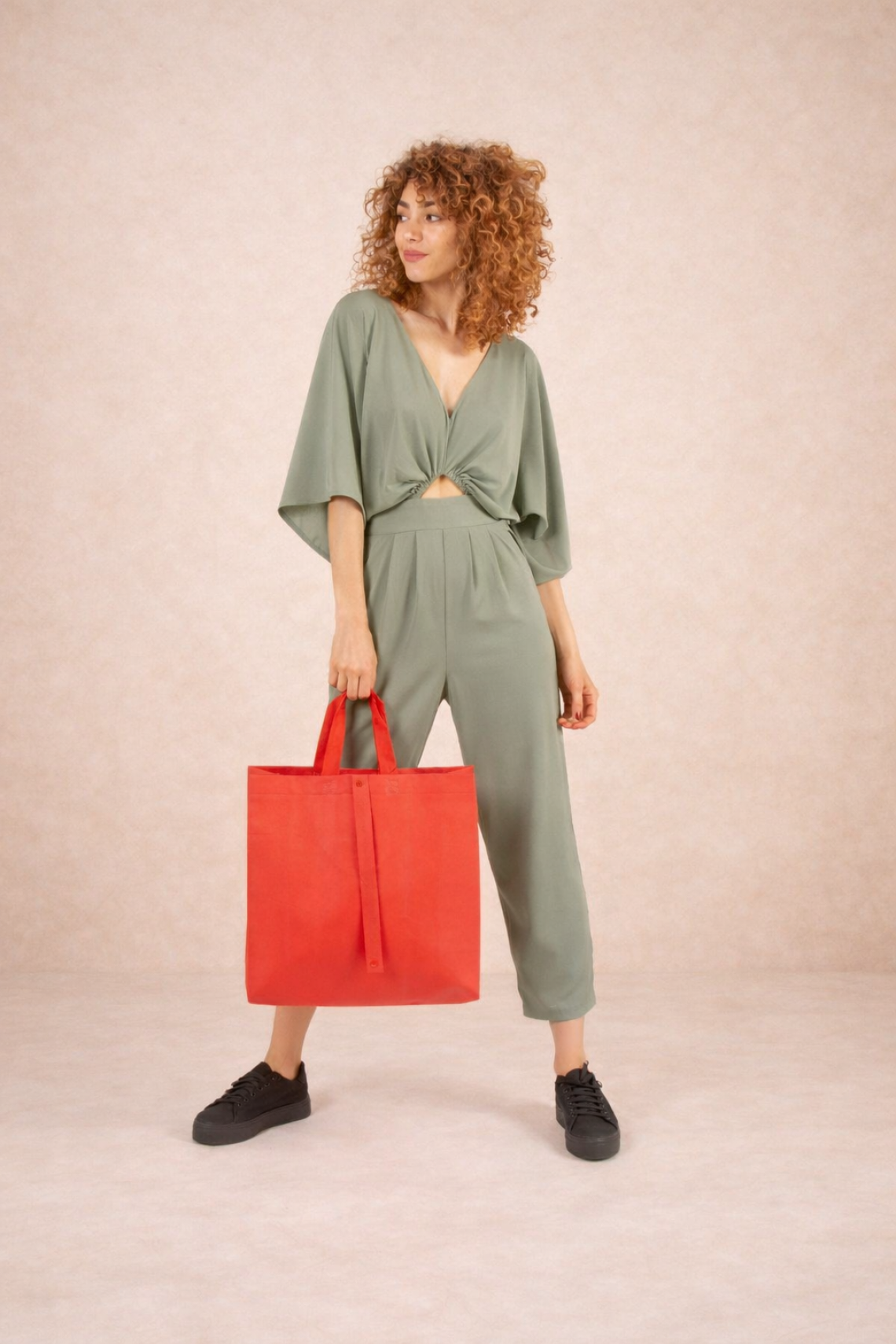 Bolsa plegable de tela con corchete roja 40x40x15