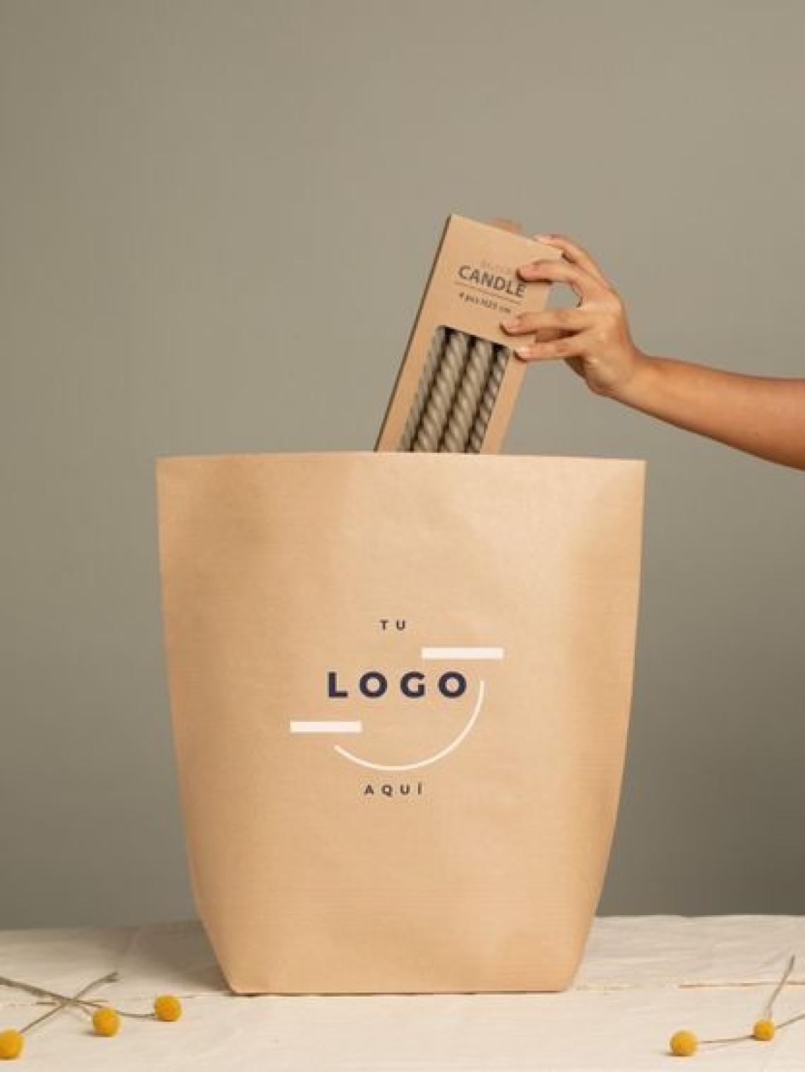 Bolsa de papel kraft hexagonal XXL sin asas, personalizable con logotipo, fabricada en España en talleres inclusivos