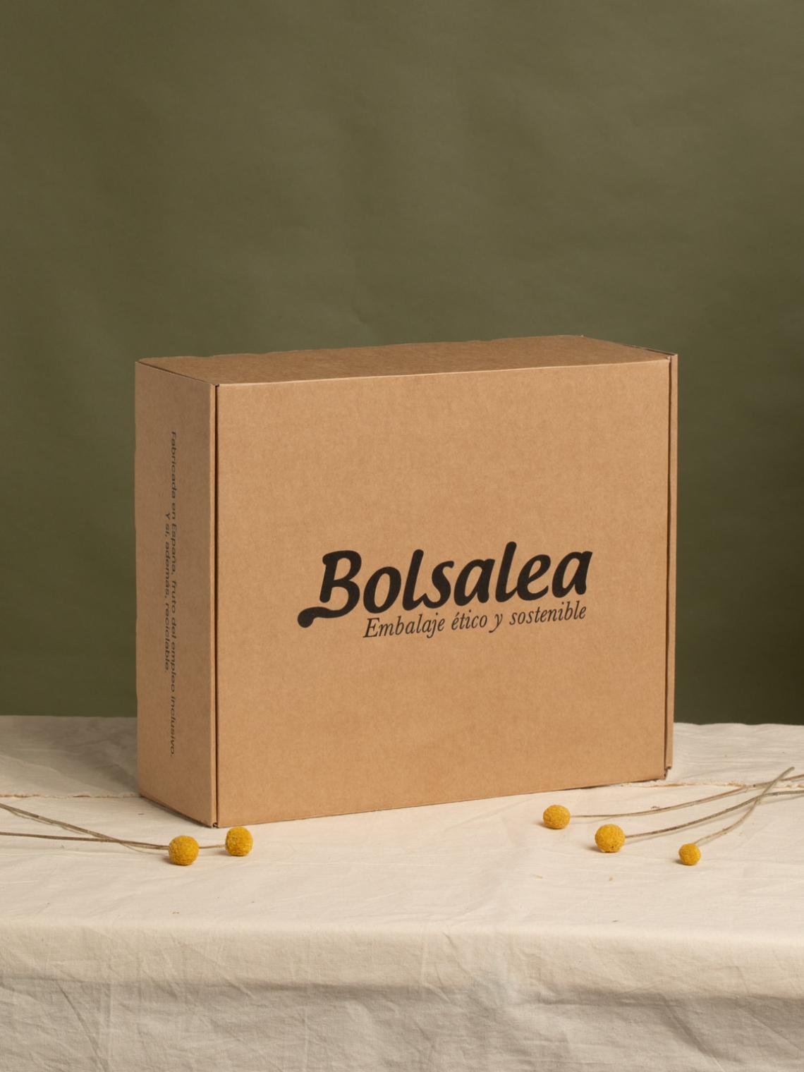 Cajas de cartón reciclado para ecommerce 38x32x14