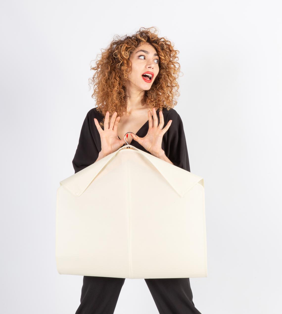 Fundas para trajes  color hueso