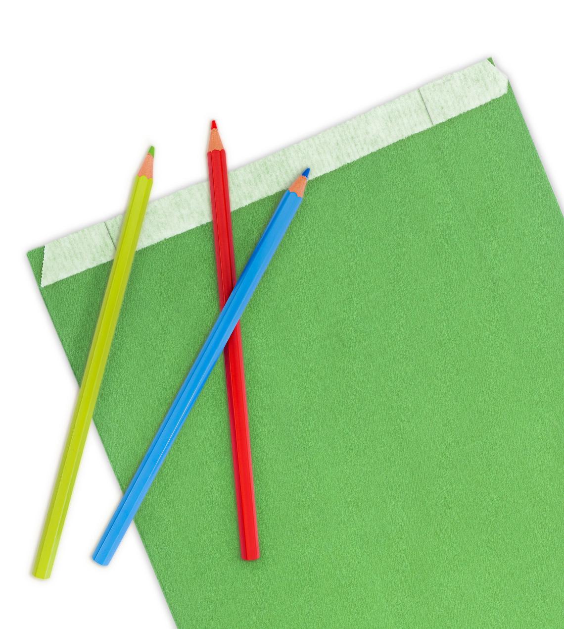 Sobres de papel de colores de 50 gr con fuelle 19x35x6