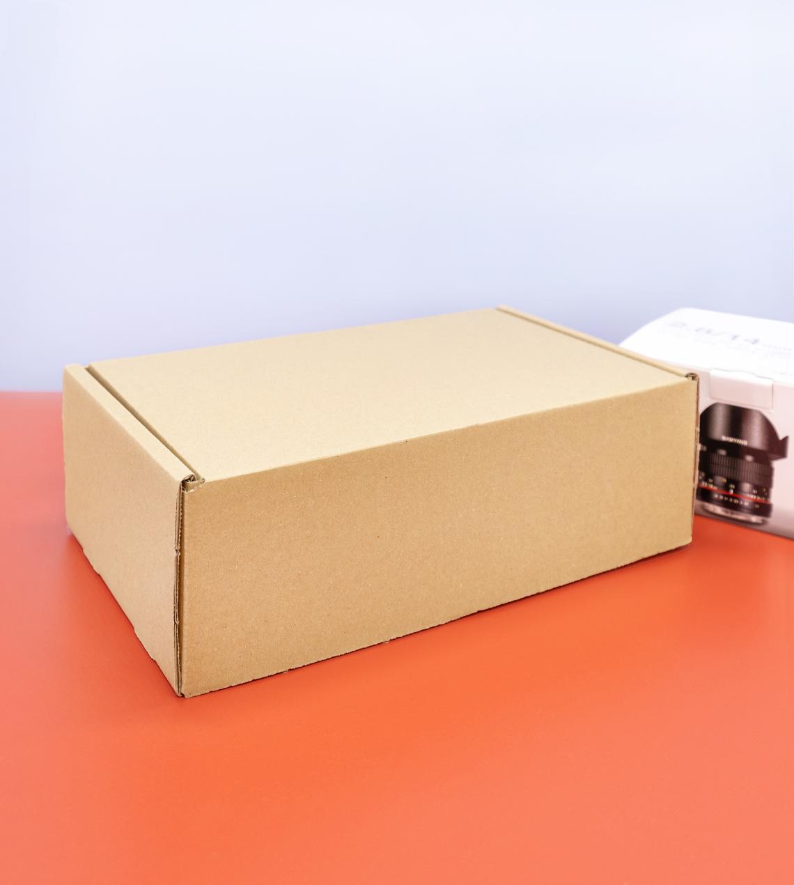 Cajas de cartón con productos dentro