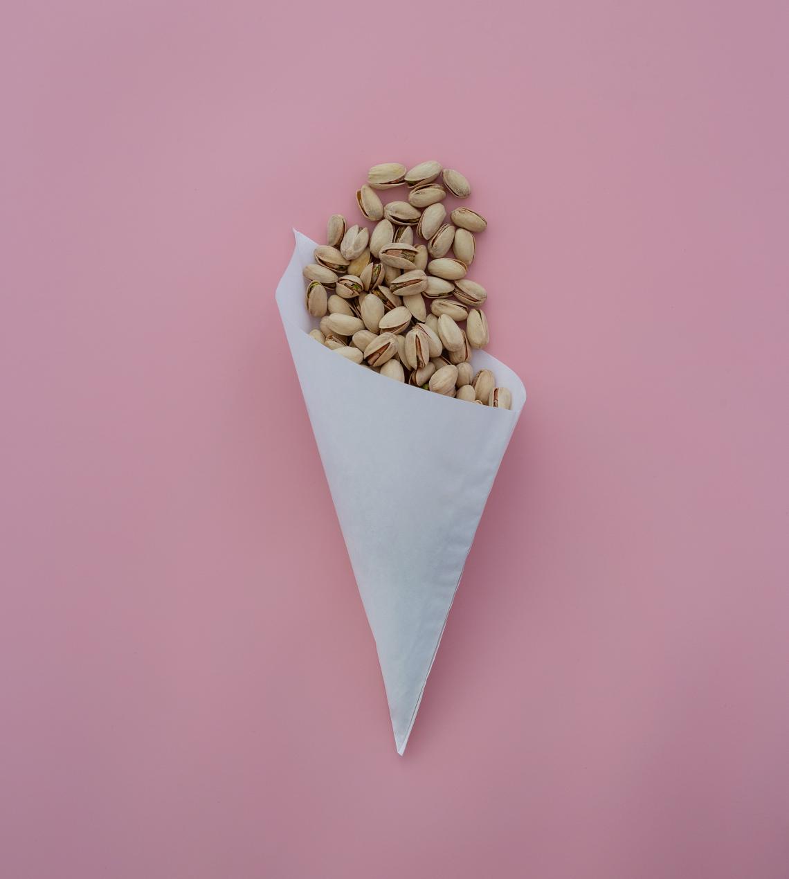 Conos de papel semiblanco 17x17