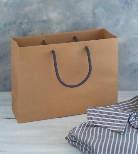 Bolsas de papel con asas de cordones hechas a mano con cordones de colores Bolsas de papel hechas a mano por personas con discapacidad intelectual