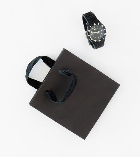 Comprar bolsas de papel de lujo negras Bolsas de papel con asas de tela negras