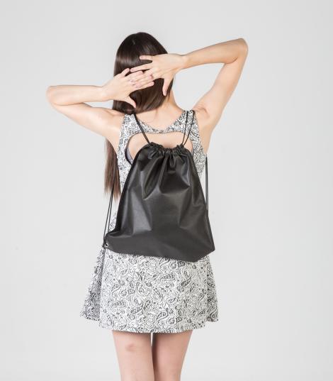 Mochila de cuerdas negra 40x45