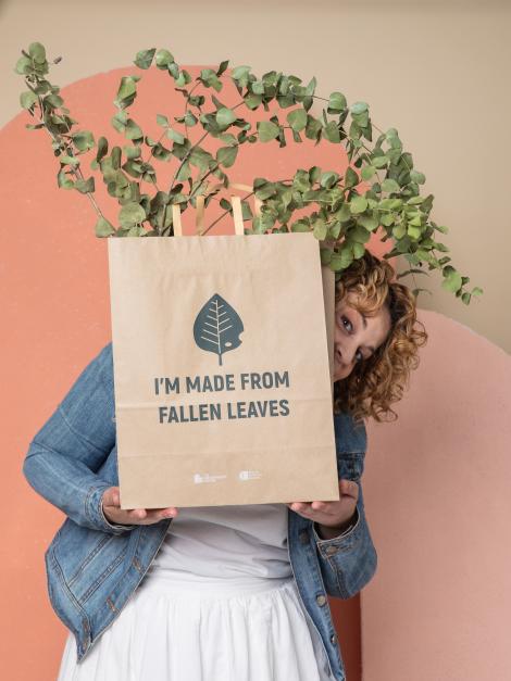 Bolsas hechas de hojas de árboles caídas comprar Bolsas de papel hechas de hojas de árboles