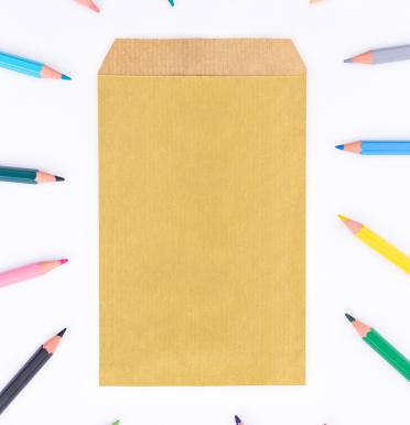 Sobres kraft de colores 50 g 10x18