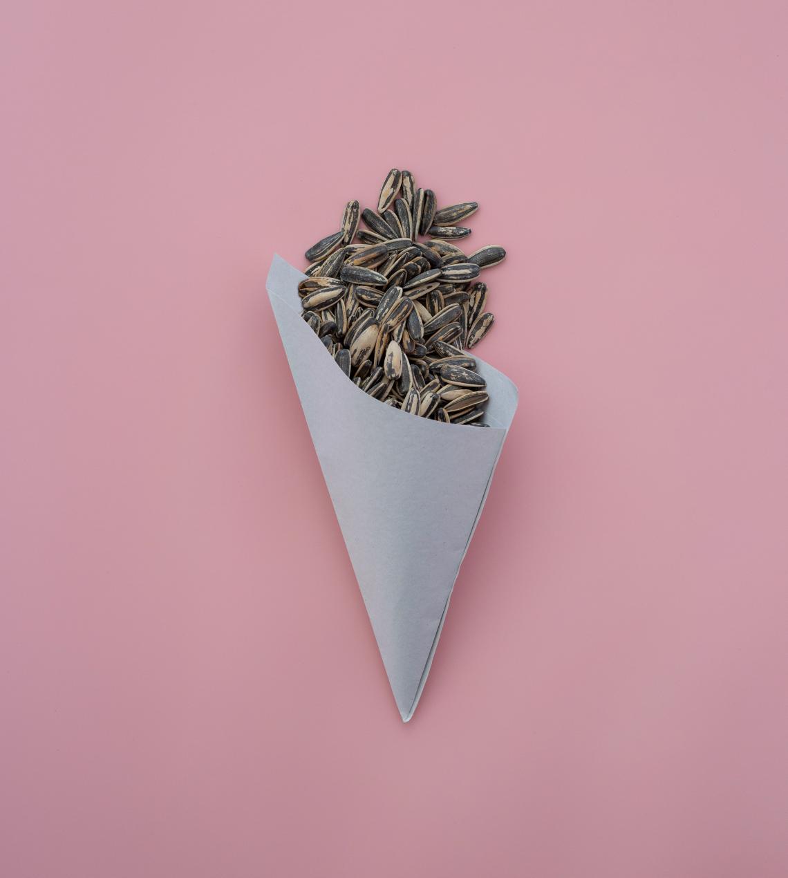 Conos de papel semiblanco 24x24 comprar