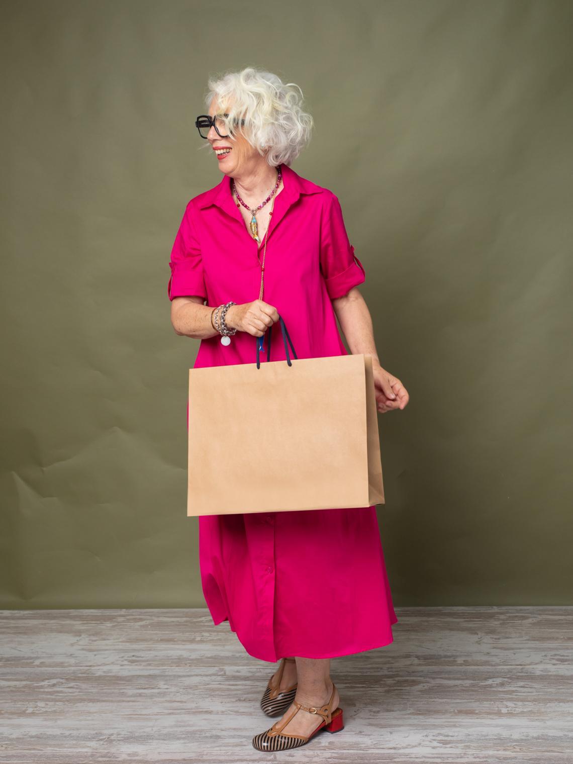 Bolsas de papel hechas a mano por personas con discapacidad intelectual 44x35x14