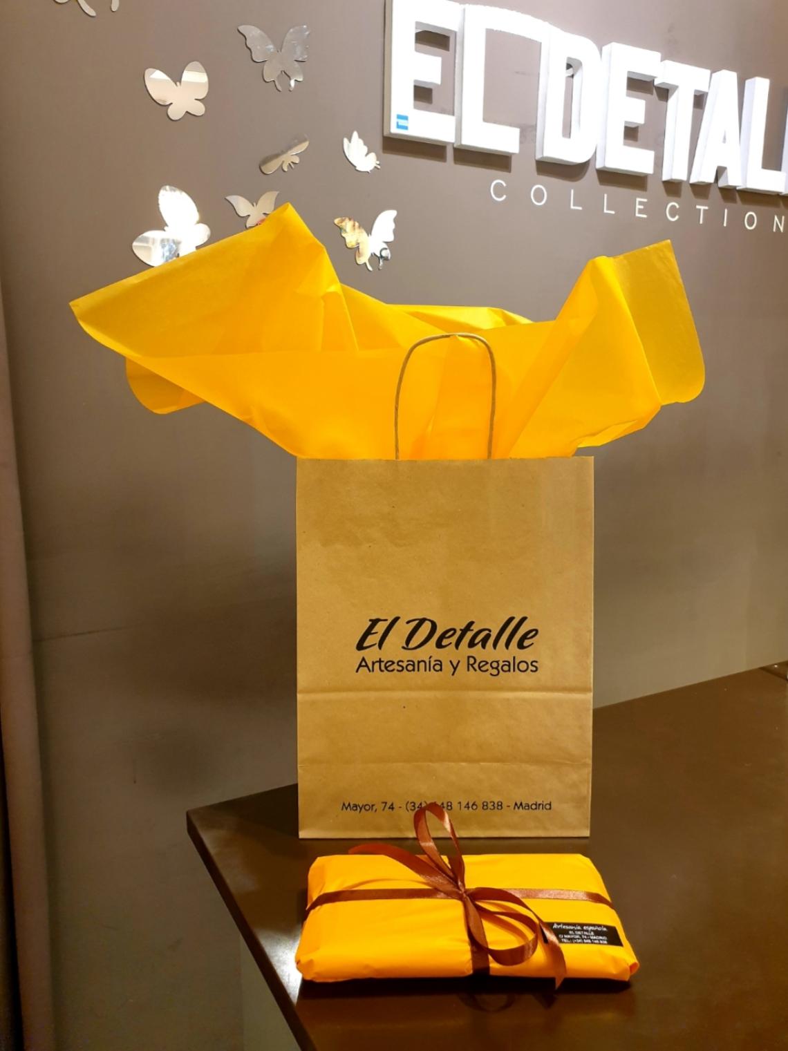 Bolsas de papel medianas kraft impresas