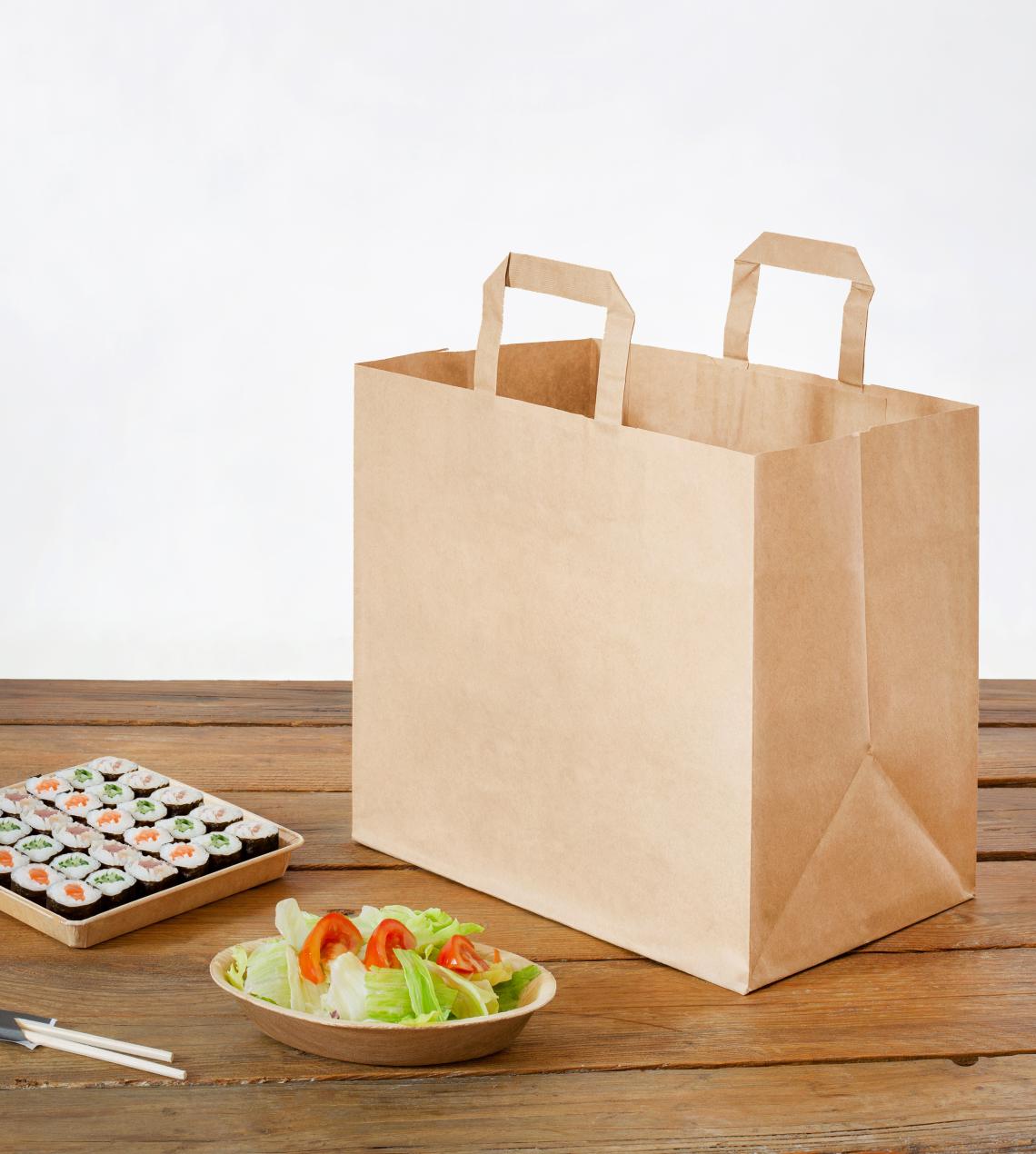 Bolsas take away baratas con comida al lado
