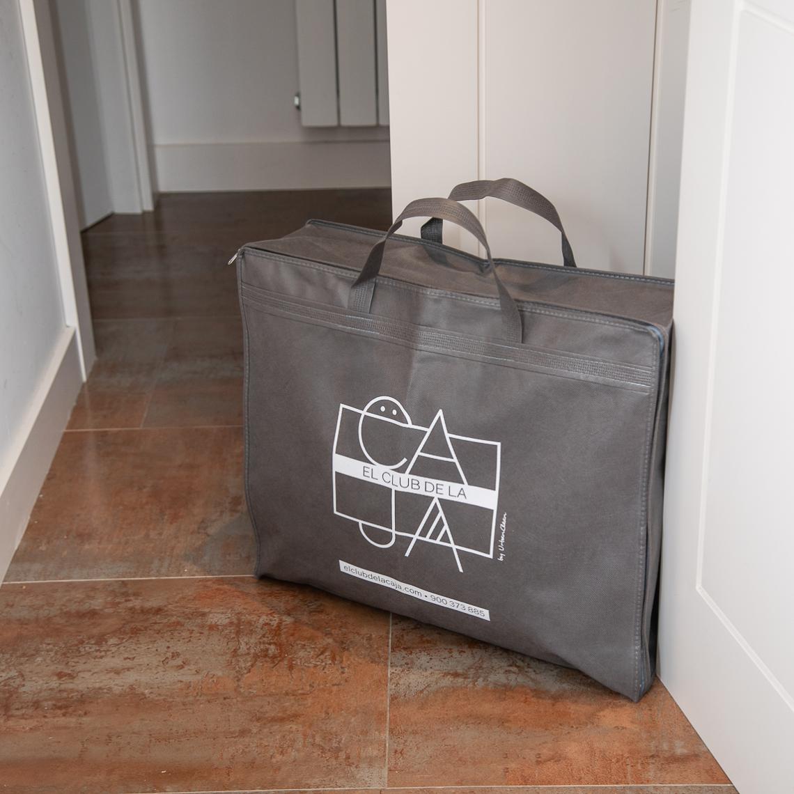 Bolsa gris para guardar edredones 60x50x20