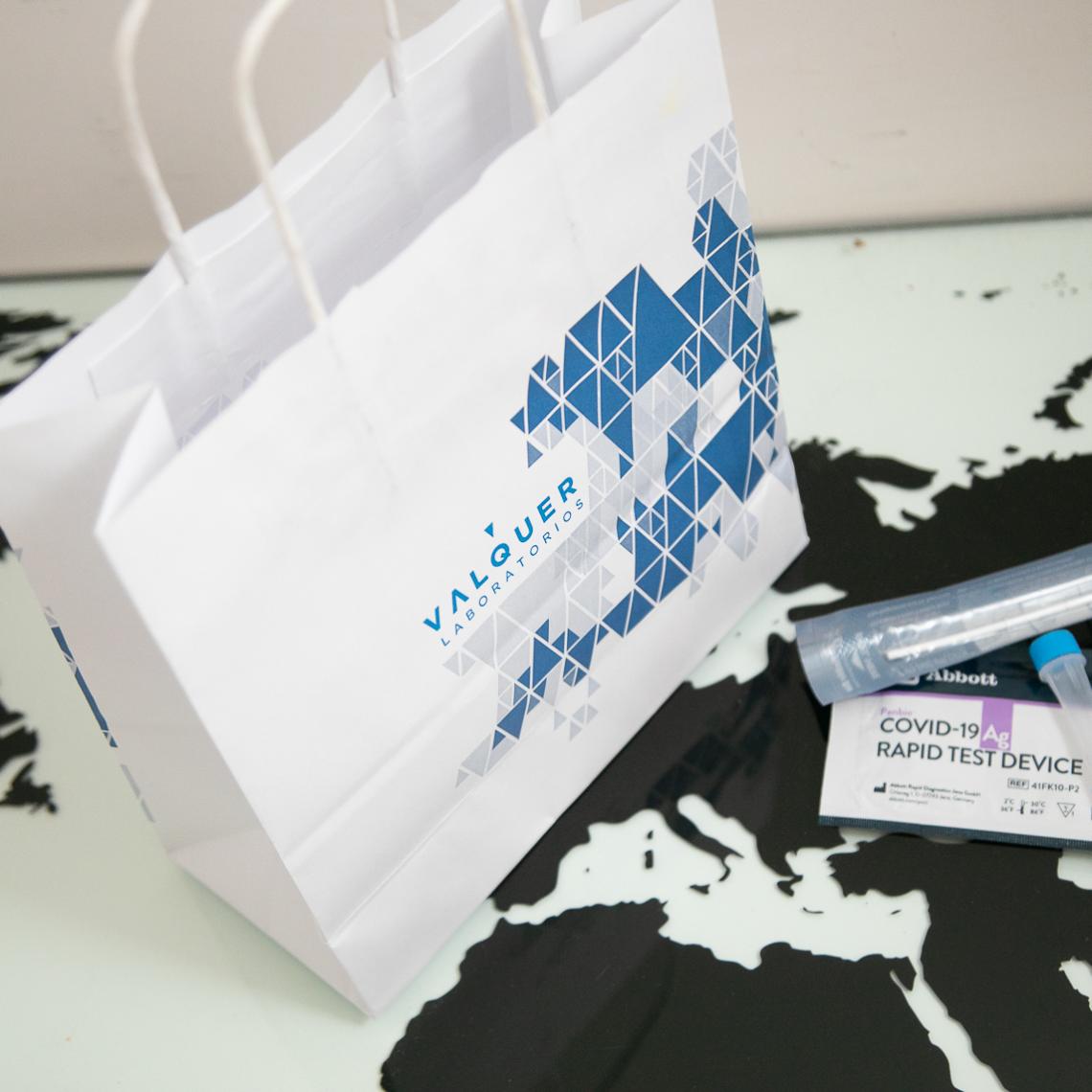 Bolsas de papel pequeñas impresas