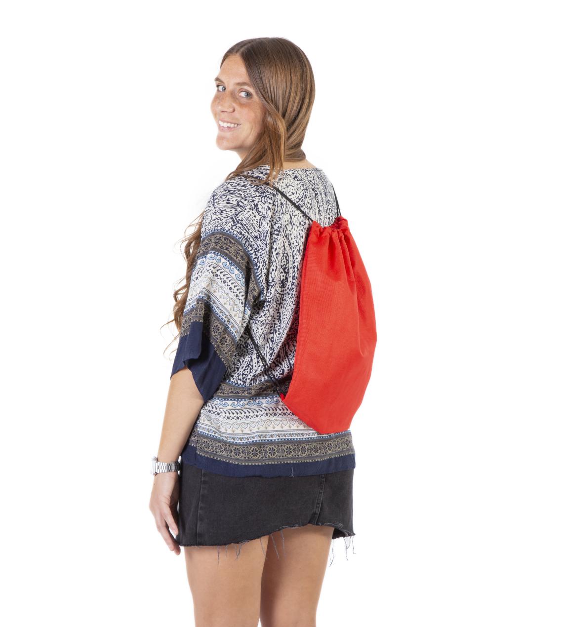 Mochila roja de cuerdas de tejido reciclado  37x42