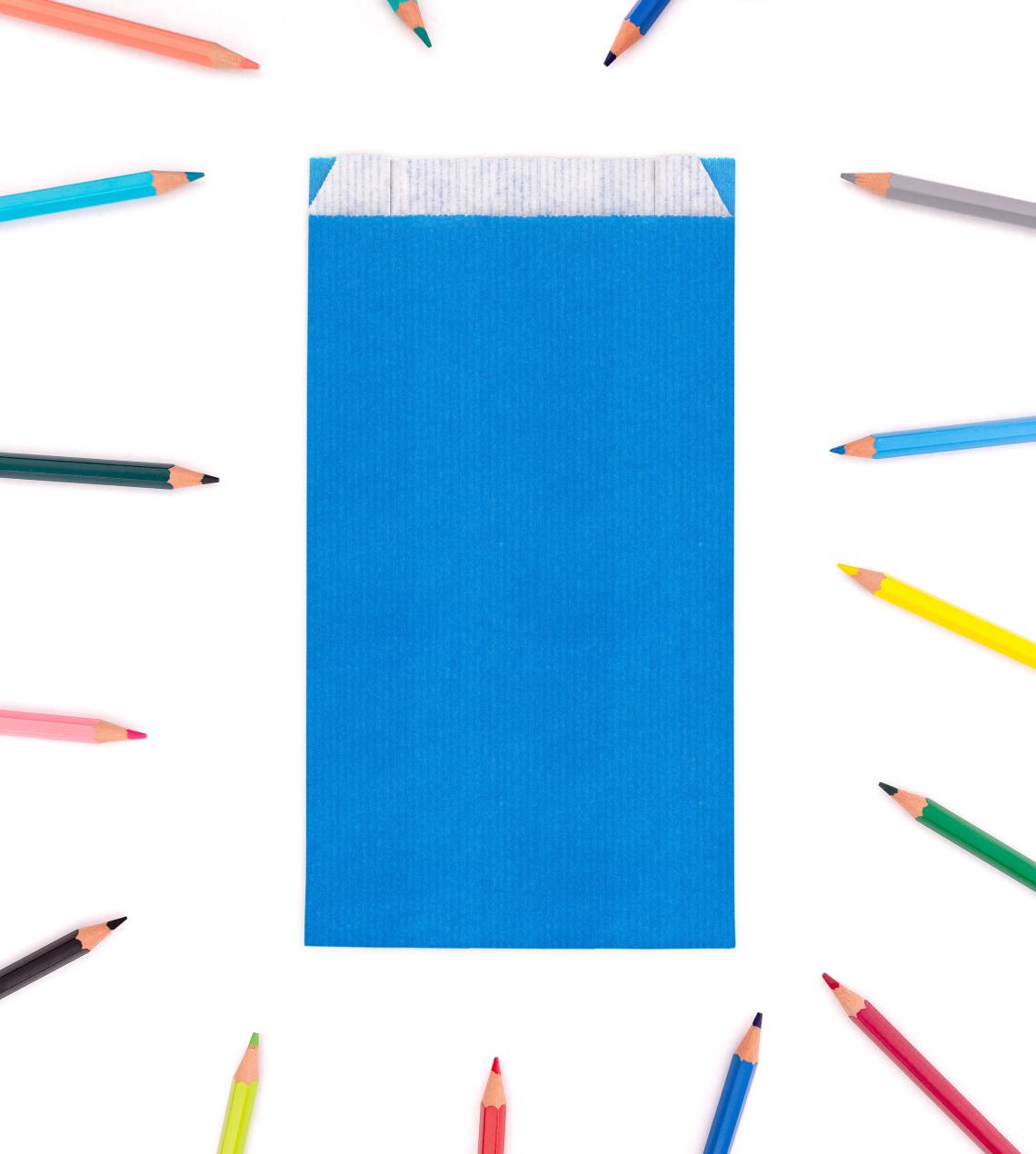 Sobres de papel con fuelle lateral de color azul