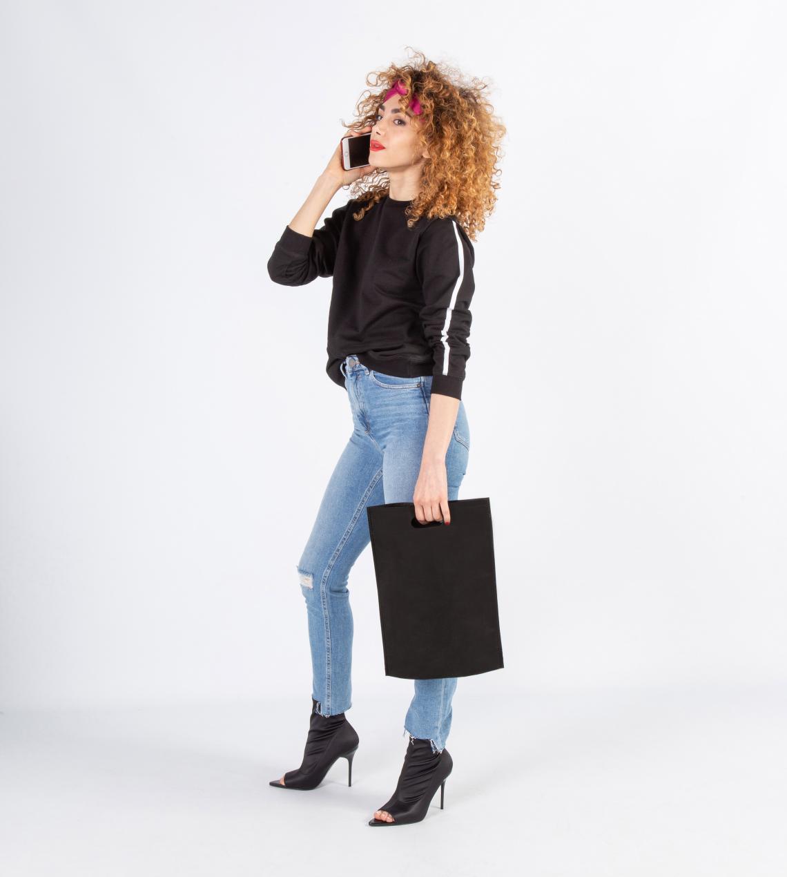 Venta de bolsas negras con asas de troquel