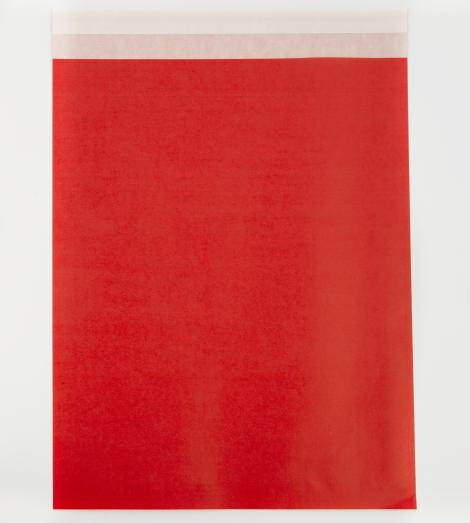 Sobres de papel rojos con tira adhesiva blanca