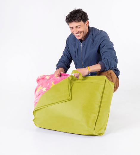 Bolsa para guardar edredón con asas de color verde pistacho 55x45x15