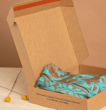Cajas de cartón reciclado para ecommerce 31x24x6 | Fabricadas por personas con discapacidad intelectual
