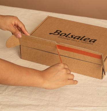 Cajas de cartón reciclado para ecommerce 31x24x6 | Fabricadas por personas con discapacidad intelectual