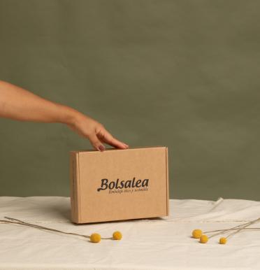 Cajas ecommerce con separadores de cartón reciclado 22x16x5 | Fabricadas por personas con discapacidad intelectual